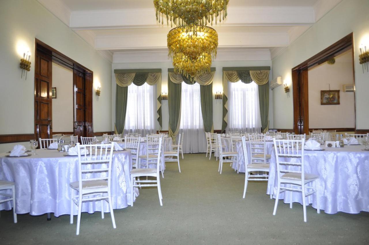 Hotel Triumf Bucharest Luaran gambar