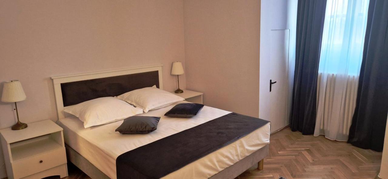 Hotel Triumf Bucharest Luaran gambar